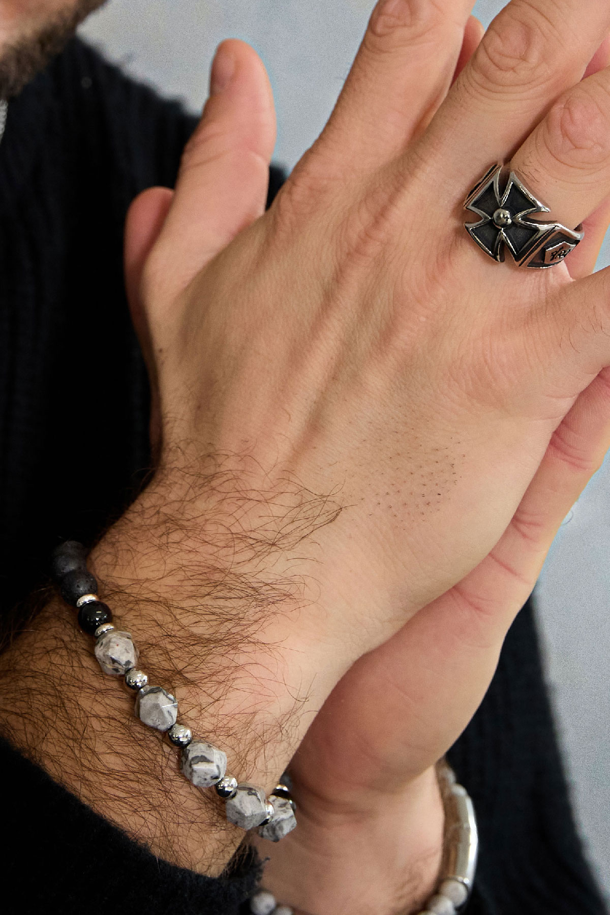 Bracelet homme perles noir/couleur - bleu h5 Image4