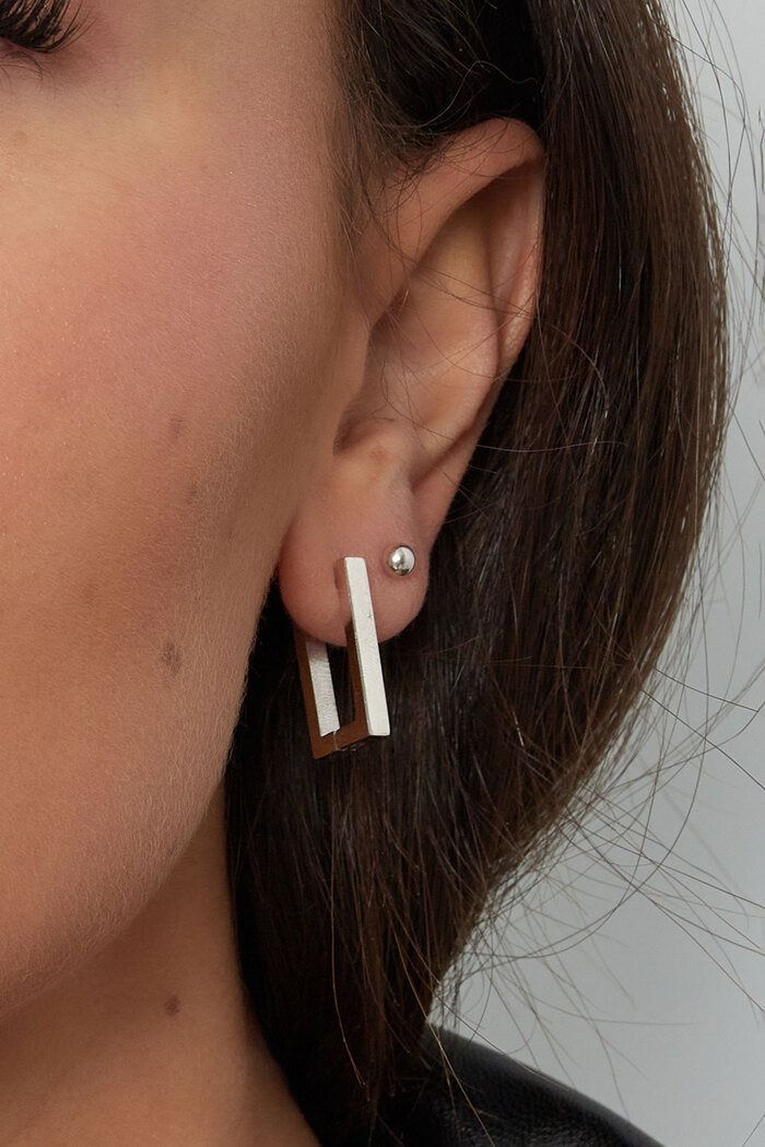 Einfache rechteckige Ohrringe mittelgroß – Silber Bild3