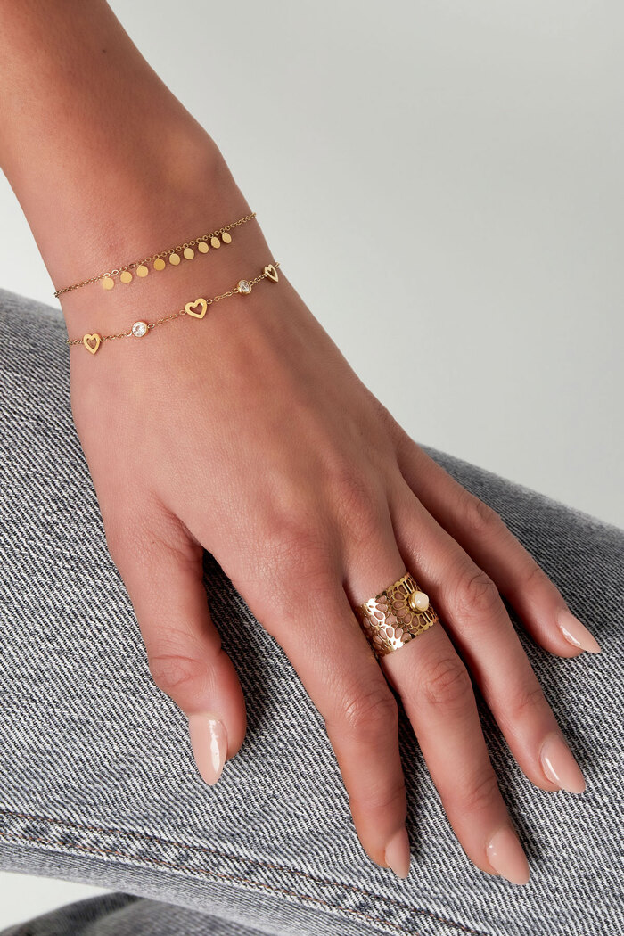 Armband mit Herz- und Diamantanhängern – Gold Bild2