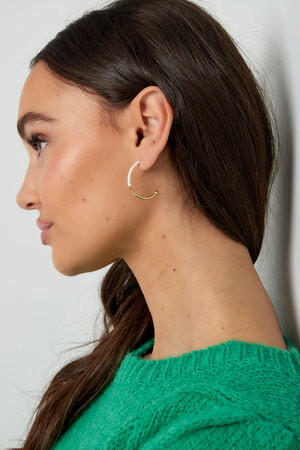 Boucles d'oreilles rondes demi perle - dorées h5 Image4