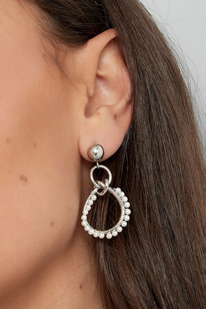 Boucles d'oreilles triple rondes avec perles - dorées h5 Image3