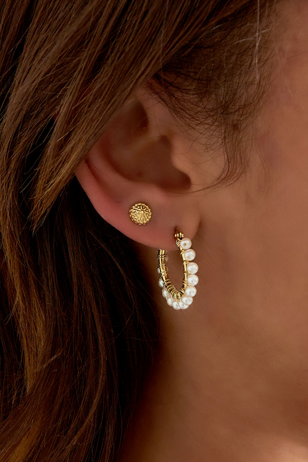 Round simple earring with pearls - gold h5 Picture3