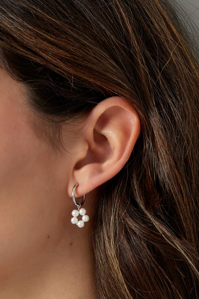 Boucle d'oreille avec pendentif fleur en perles - argent Image3