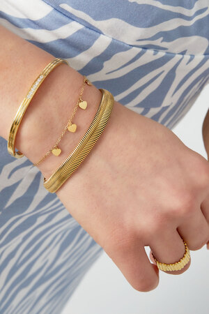 Simpele armband met hartjesvormige hangers - goud h5 Afbeelding2