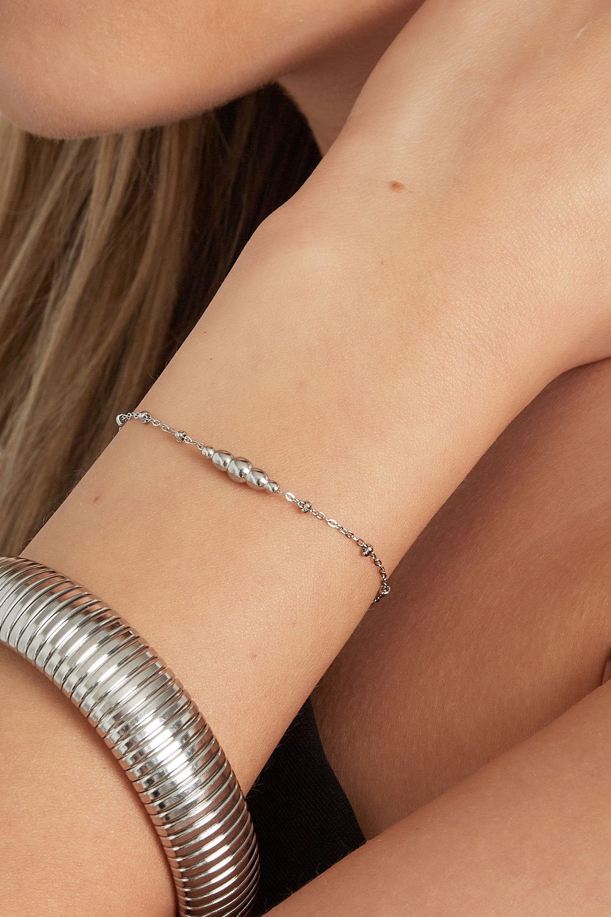 Simple bracelet with twisted charm - silver h5 Picture6