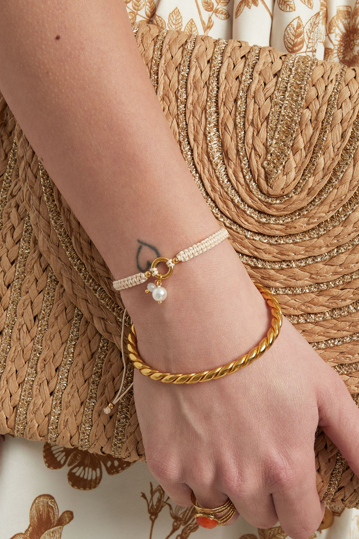 Gevlochten armband met parel - lichtroze Afbeelding2