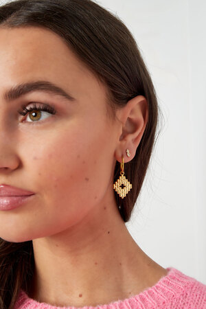 Earrings with structured charms - gold  h5 Picture4