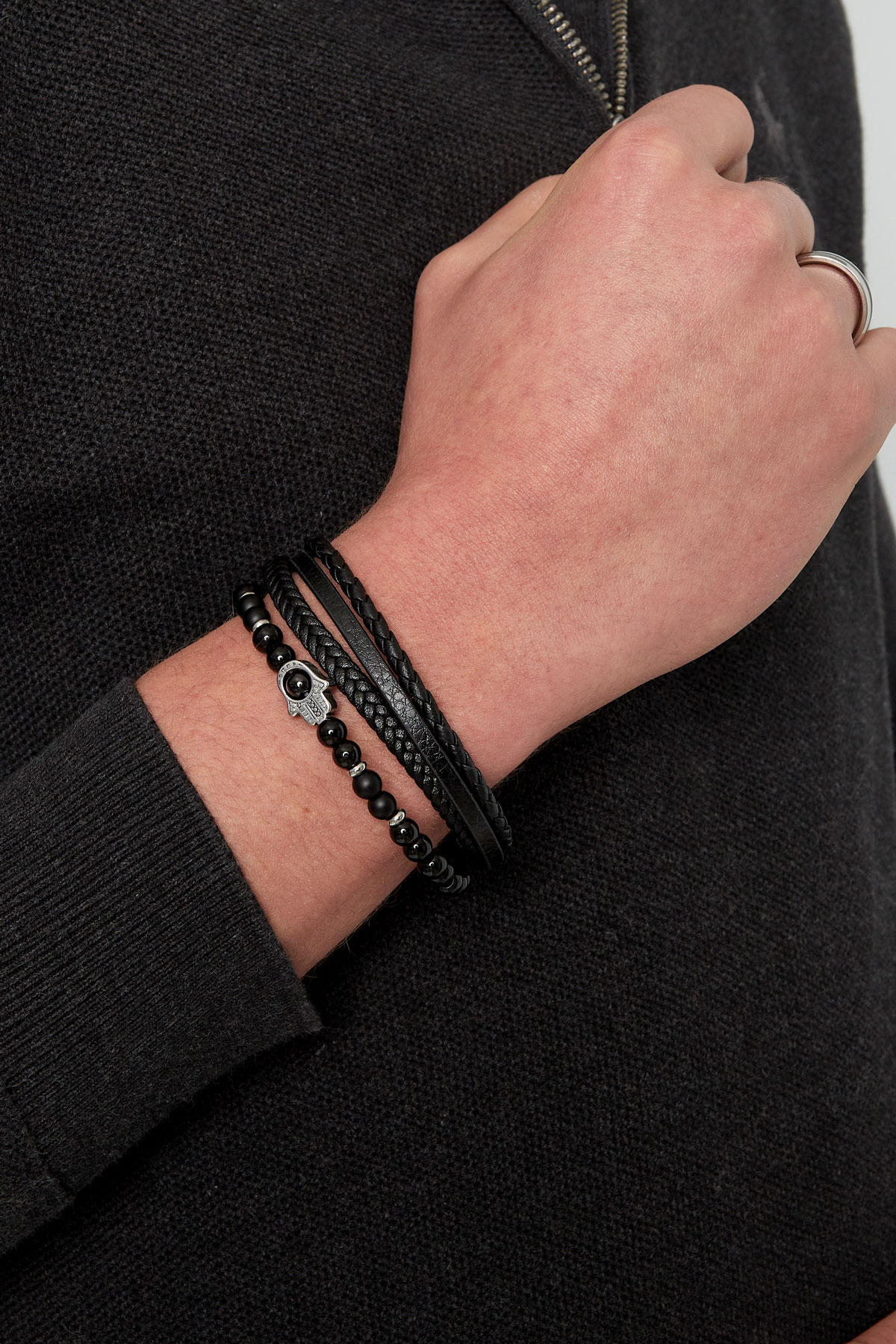 Bracelet double homme avec breloque main - Marron Noir h5 Image3