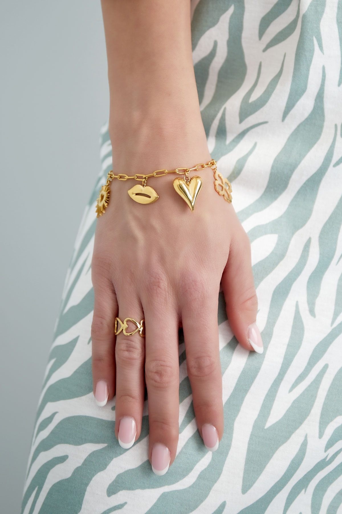 Charm bracelet floral lovers - gold h5 Picture2