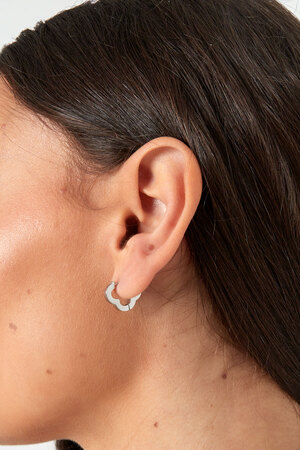 Einfache Kleeblatt-Ohrringe mittelgroß – Gold h5 Bild3