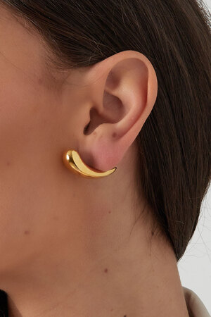 Streep oorbellen - goud h5 Afbeelding3