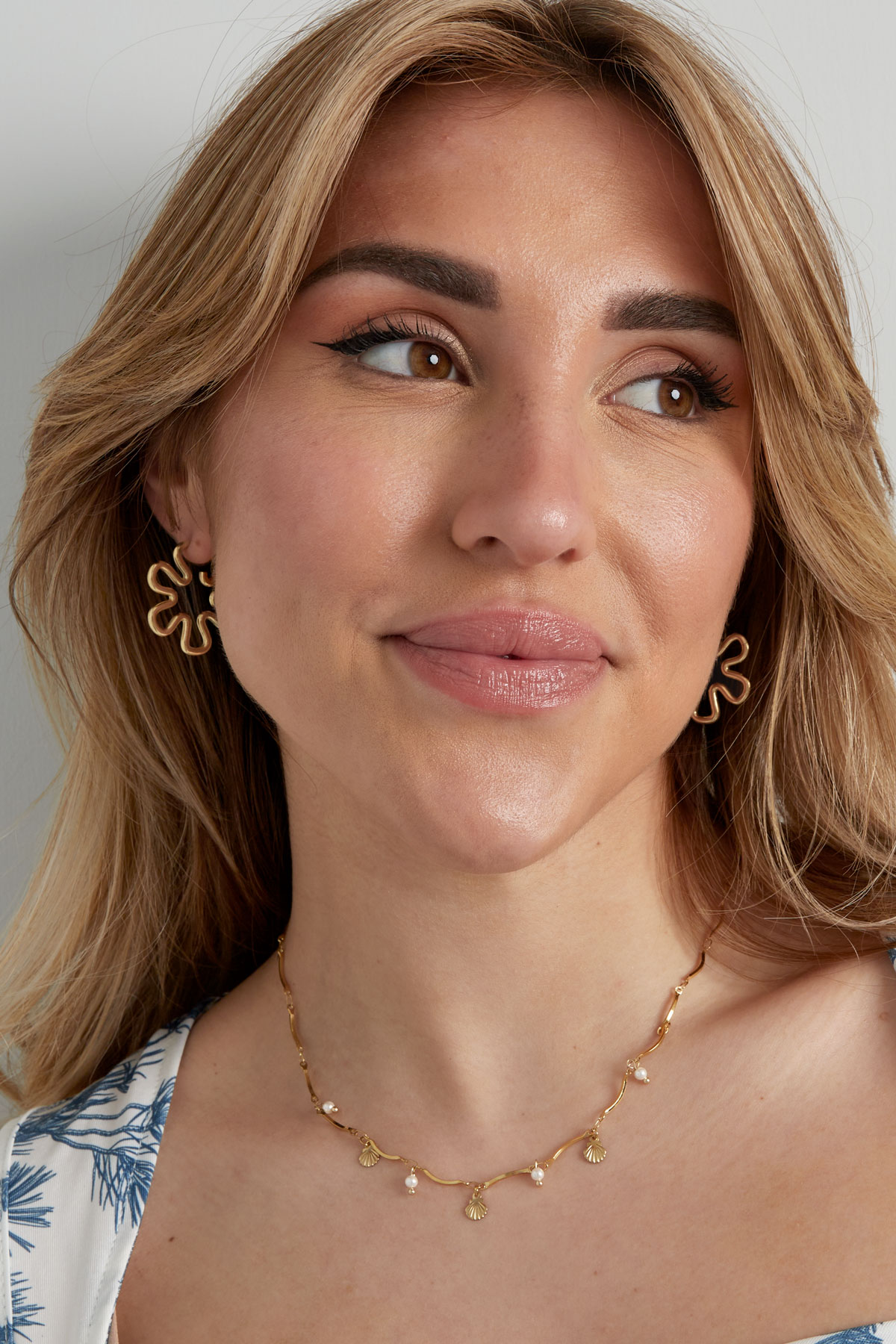 orecchini a fiore hippie Immagine2