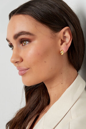 Silver button earring - silver h5 Picture2