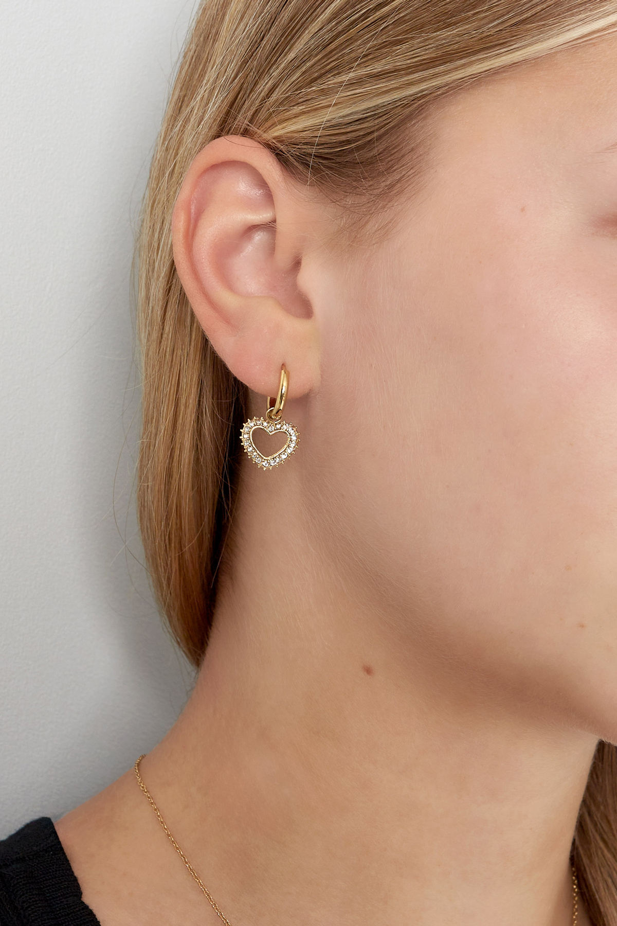 Diamond heart earrings - gold  h5 Picture2