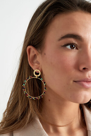 Boucles d'oreilles rondes double cercle avec perle colorée - cuivre - doré/multicolore h5 Image4