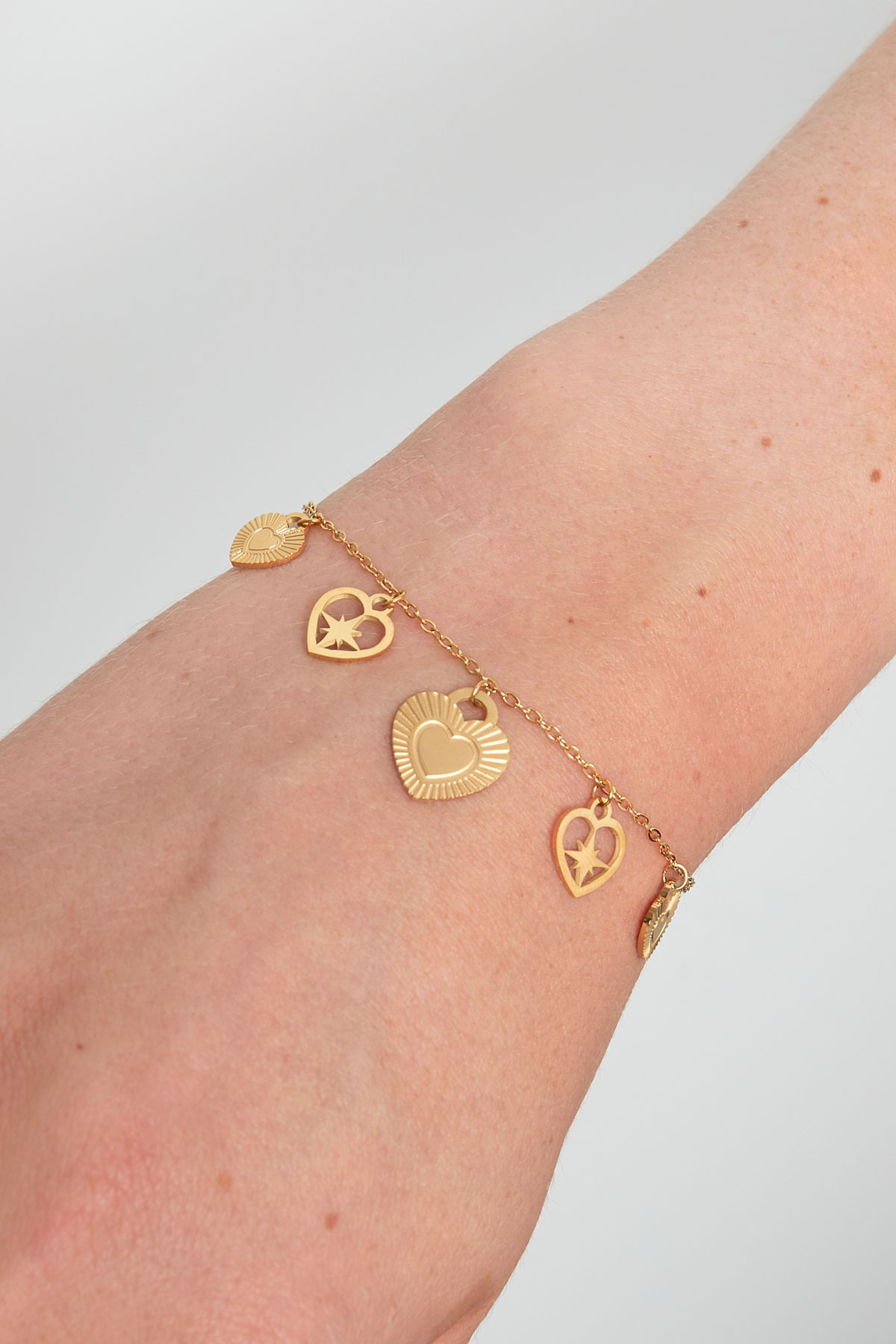 Passionate Heart Charms bracelet - Gold color