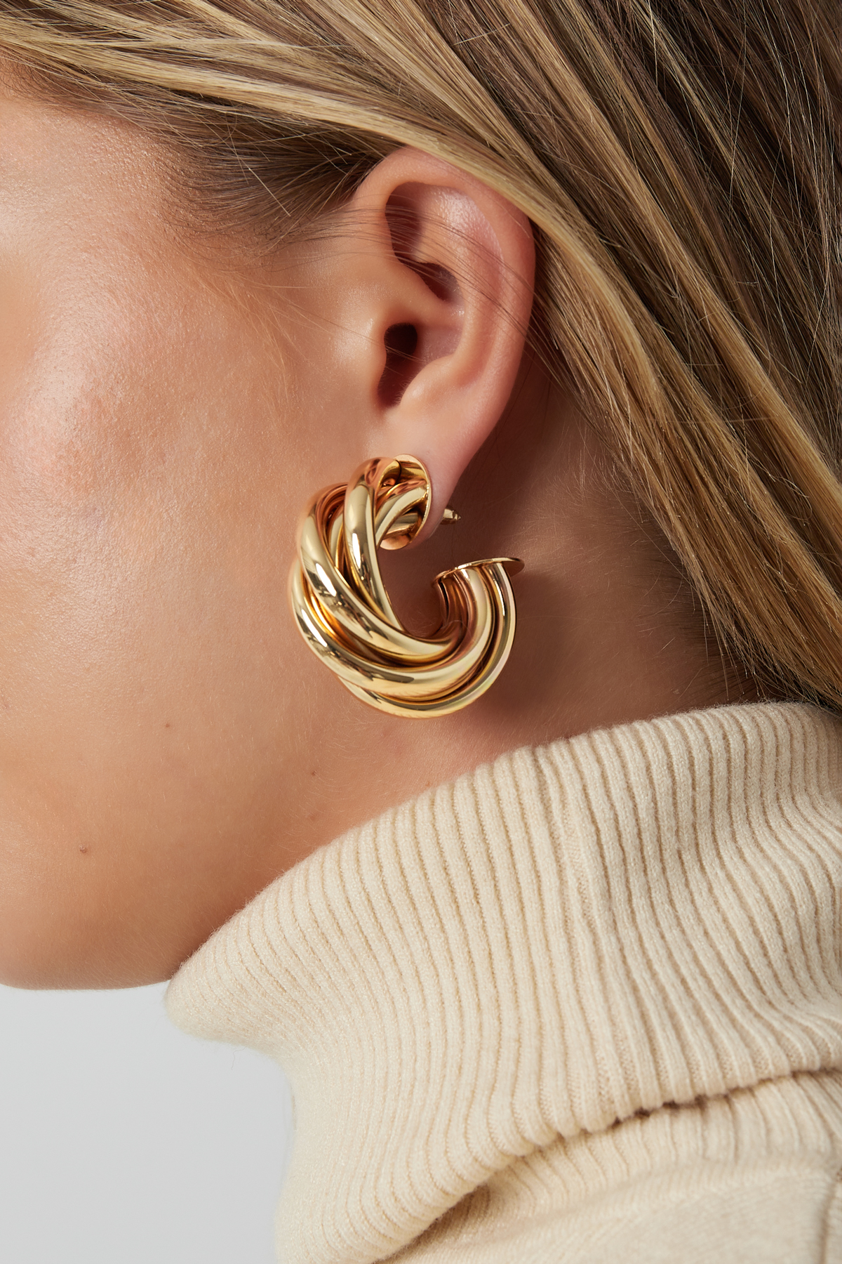 Orecchini Twist & Twirl Hoops - oro Immagine2