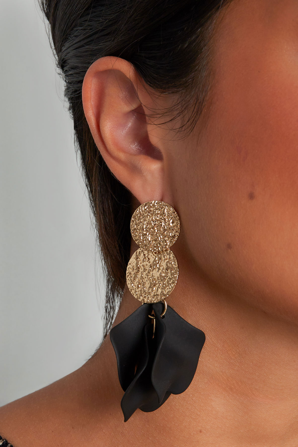 Blooming Chic earrings - beige Picture2