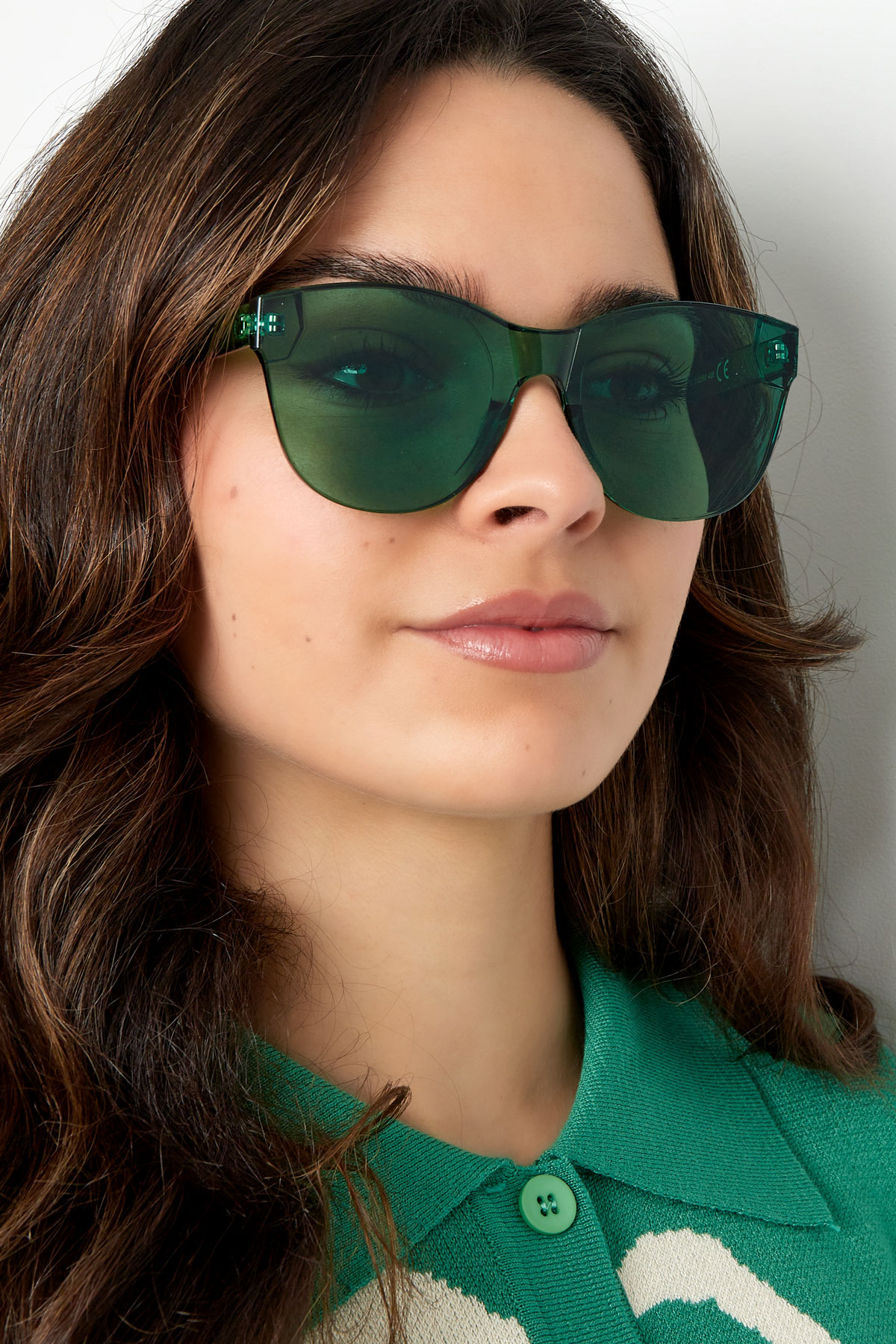 Einfarbige trendige Sonnenbrille - braun Bild4