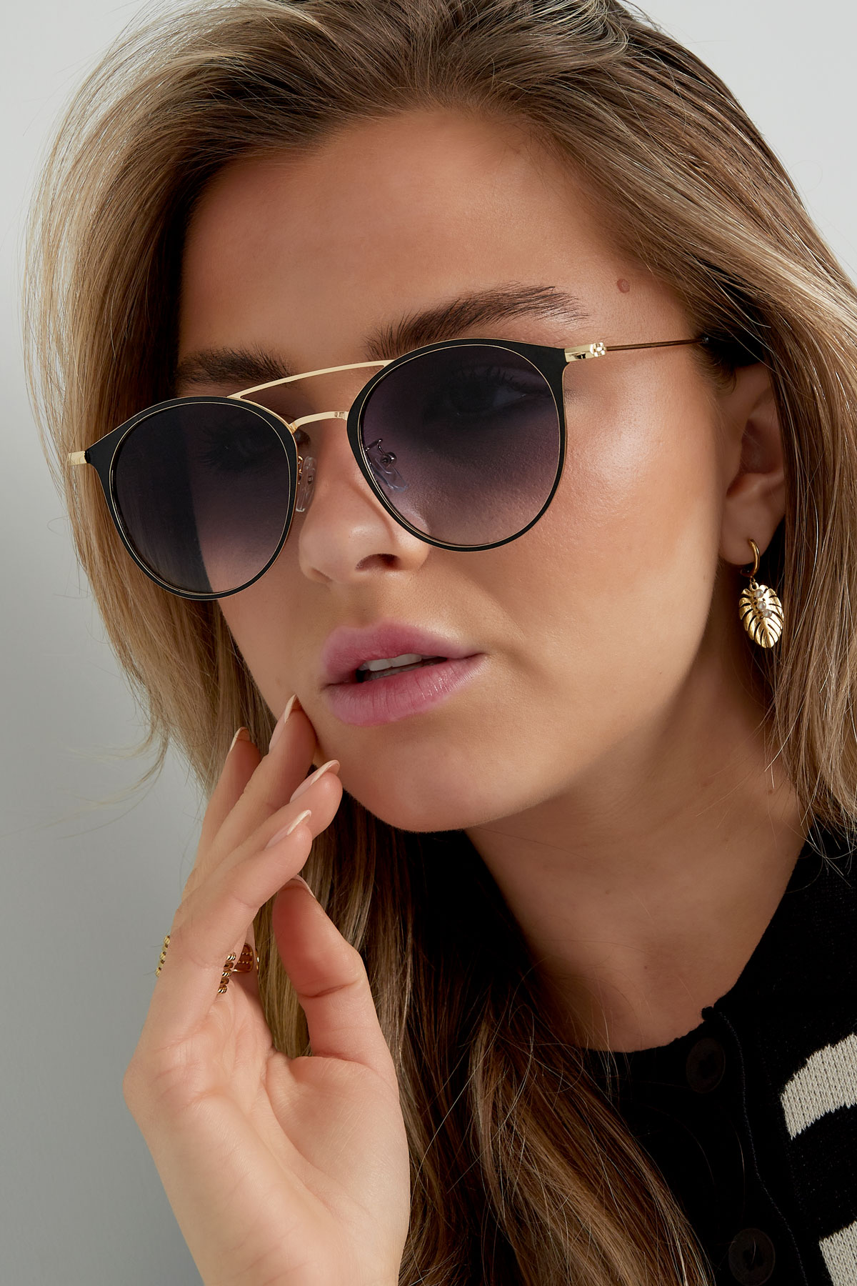 Sunglasses summer vibe - black/gold h5 Picture2