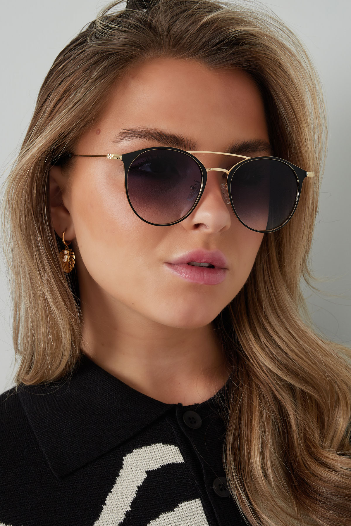 Sunglasses summer vibe - black/gold h5 Picture4