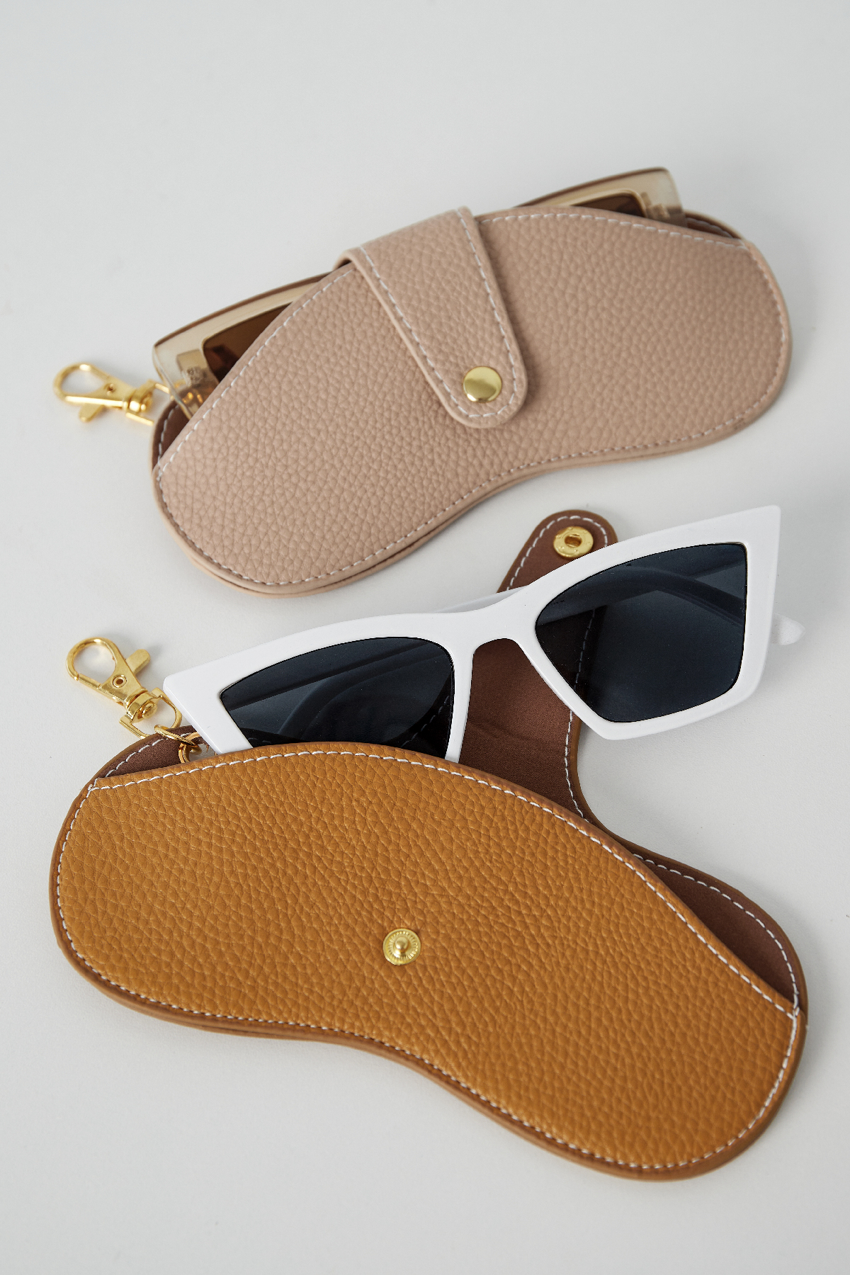 Clip-on sunglasses case - yellow Picture2