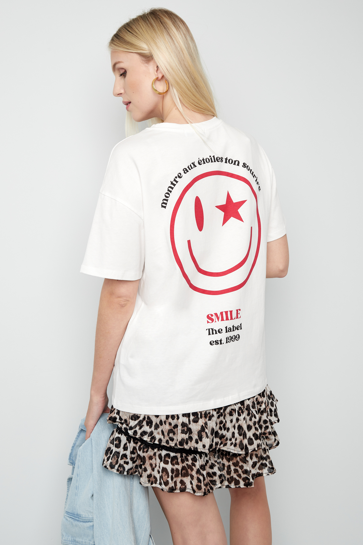 T-shirt con faccina Happy Life - bianca Immagine2