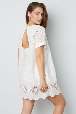 Short dress with open back - white h5 Picture11