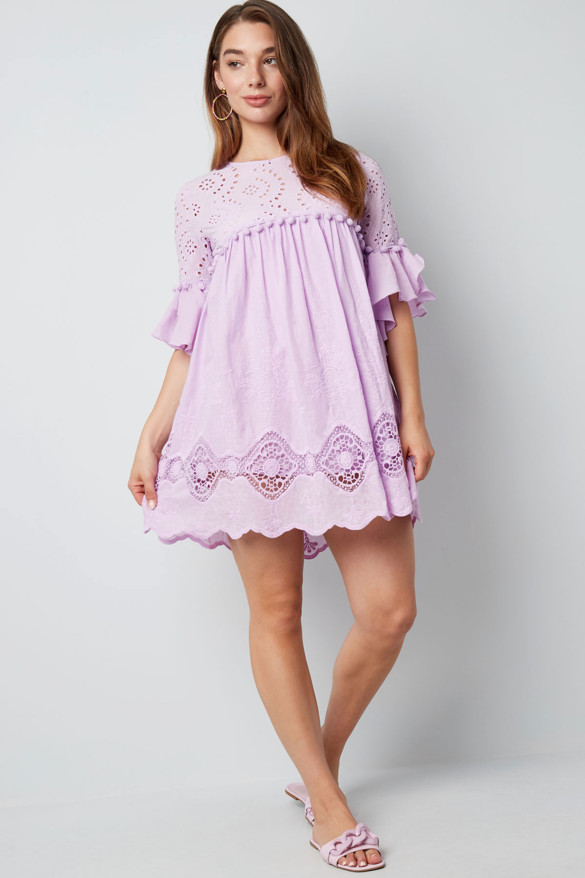 Dress embroidered details lilac h5 Picture9