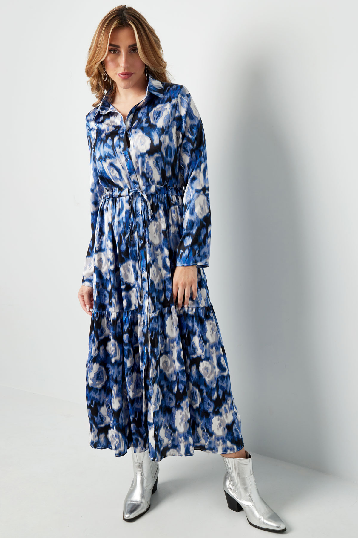Maxi abito stampa floreale blu h5 Immagine5