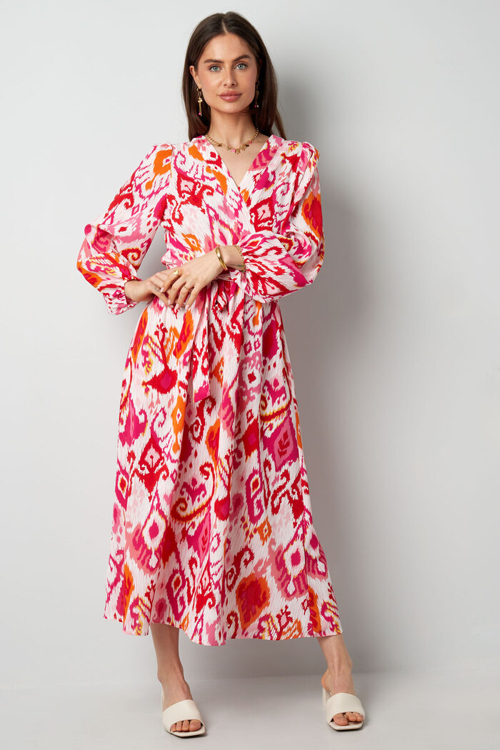 Langes Kleid mit Aufdruck und Bund – Fuchsia  Bild3
