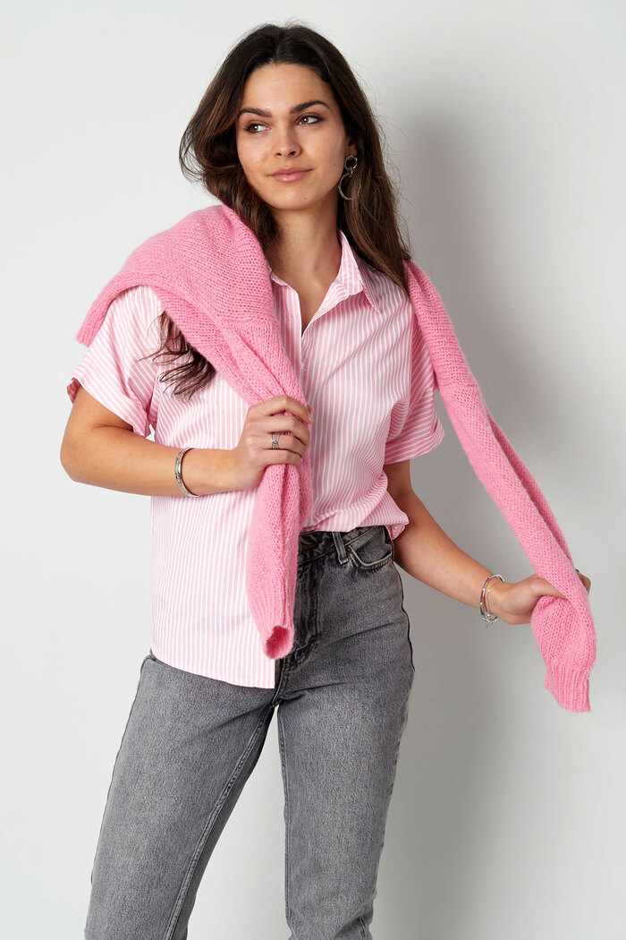 Gestreepte blouse met korte mouwen - roze  Afbeelding9
