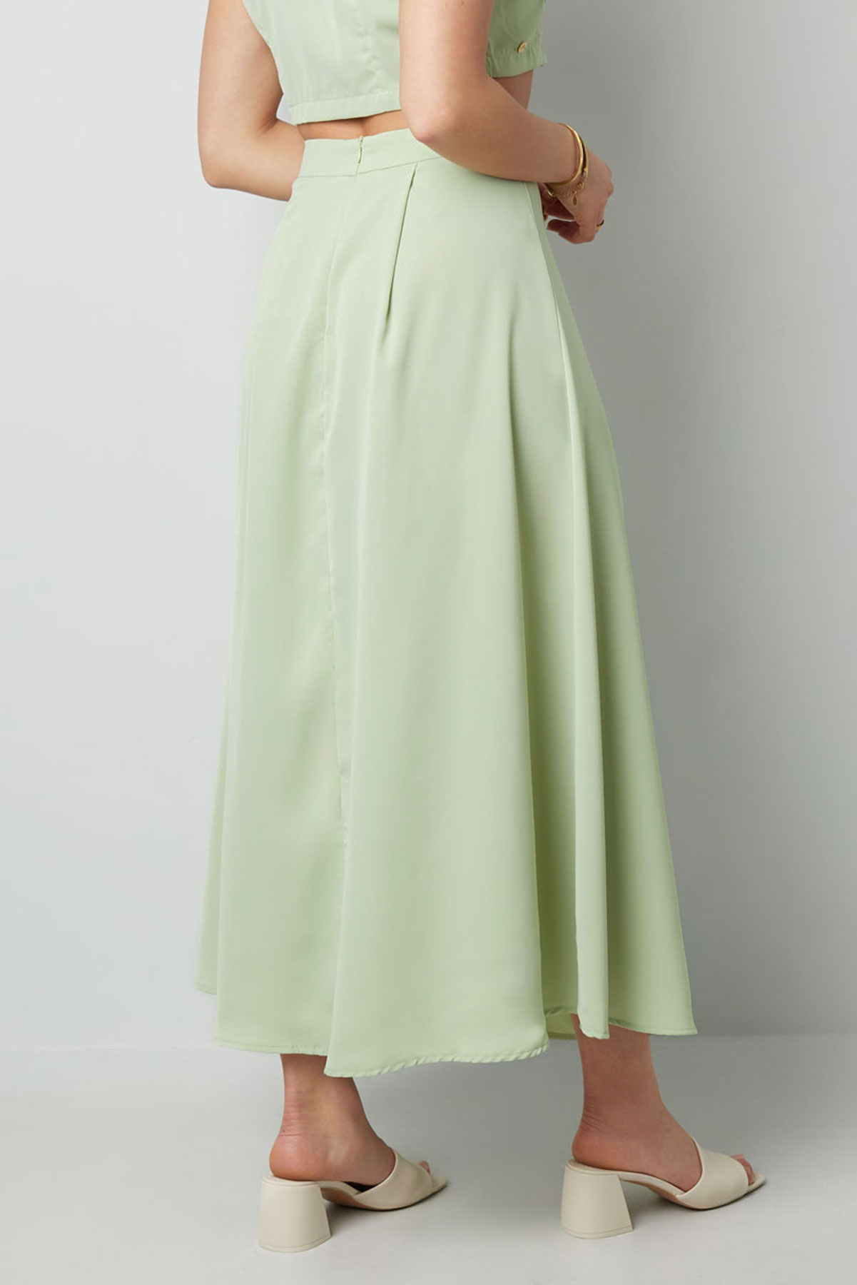 Long satin skirt - beige Picture8