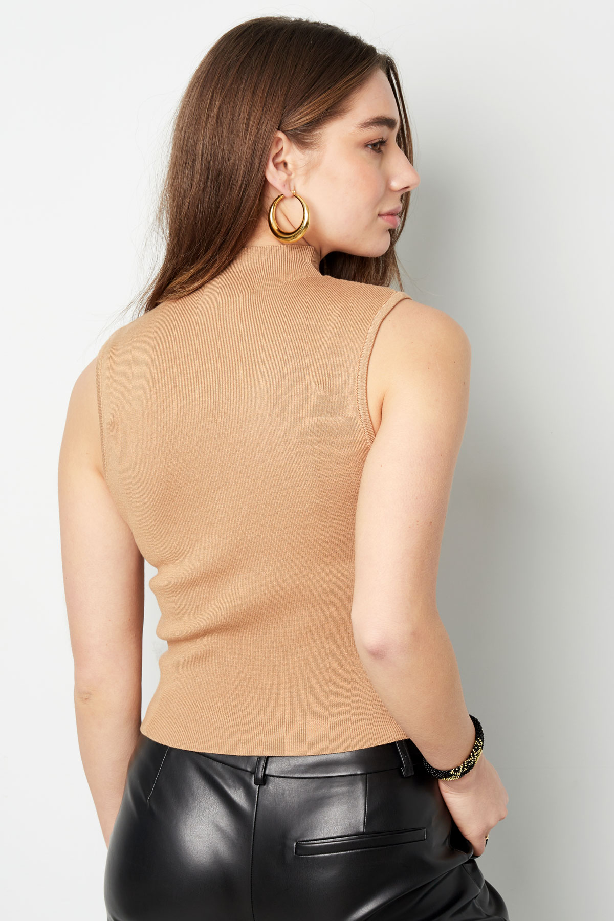 Sleeveless top with low turtleneck large/extra large – brown h5 Picture6