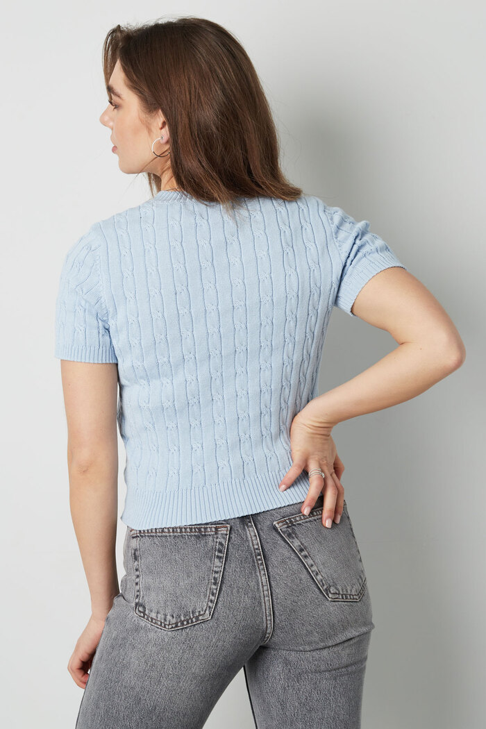 Knitted sweater with cables and short sleeves large/extra large – light blue Picture10