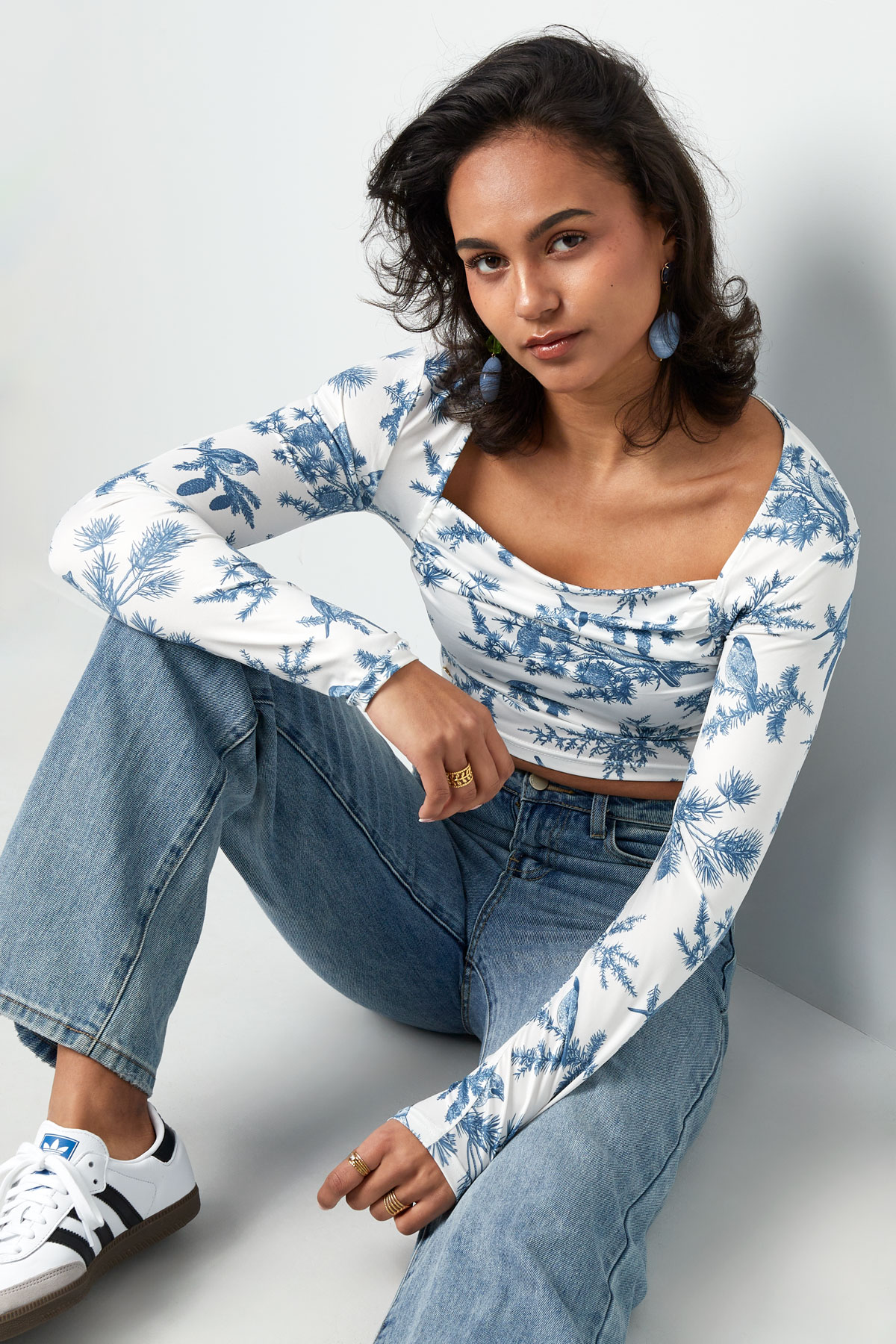 Long sleeve flower top - blue  Picture2