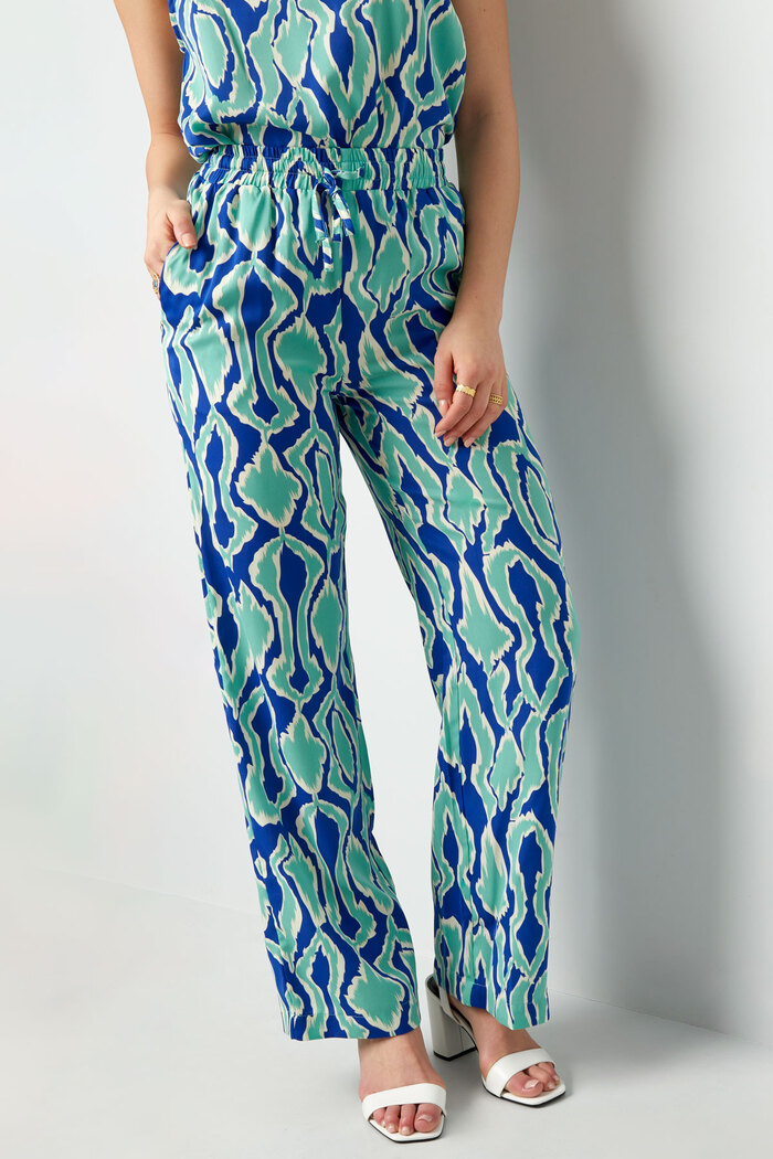 Kleurrijke broek met print - blauw/groen  Afbeelding2