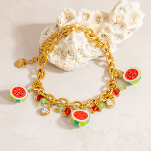Pulseras con dijes de fruta sencilla y encantadora de acero inoxidable color dorado para mujer. h5 Imagen4