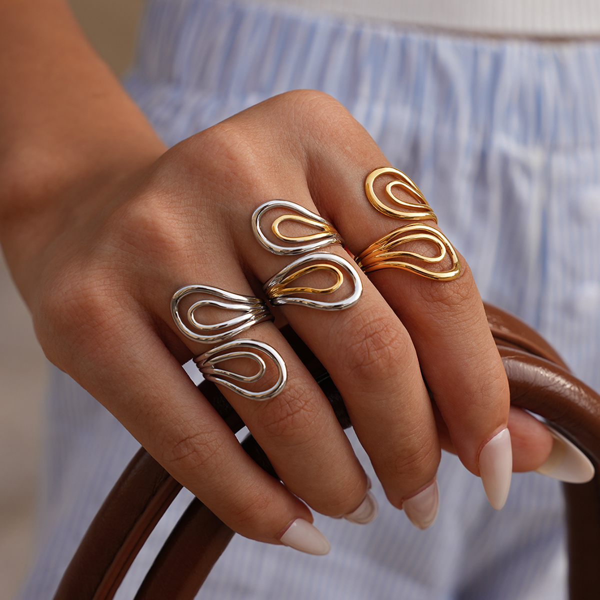 Anillos llamativos de acero inoxidable en color dorado con círculo retro de serie simple de 1 pieza Imagen7