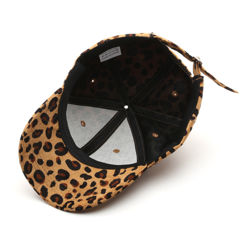 1 gorra de béisbol con estampado de leopardo h5Imagen5