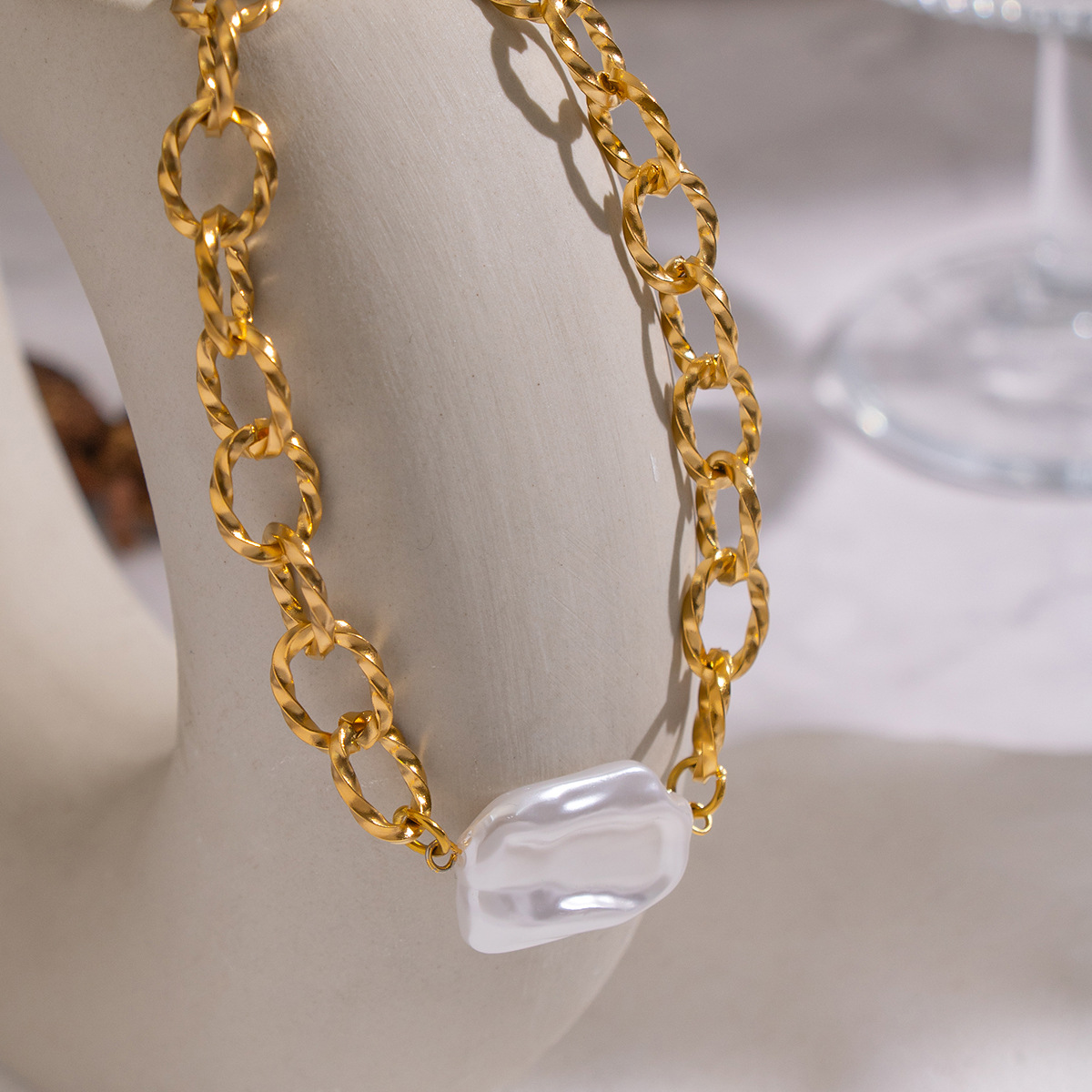 1 Piece Chain Stainless Steel Gold Color Pearl Pendant Necklace 2