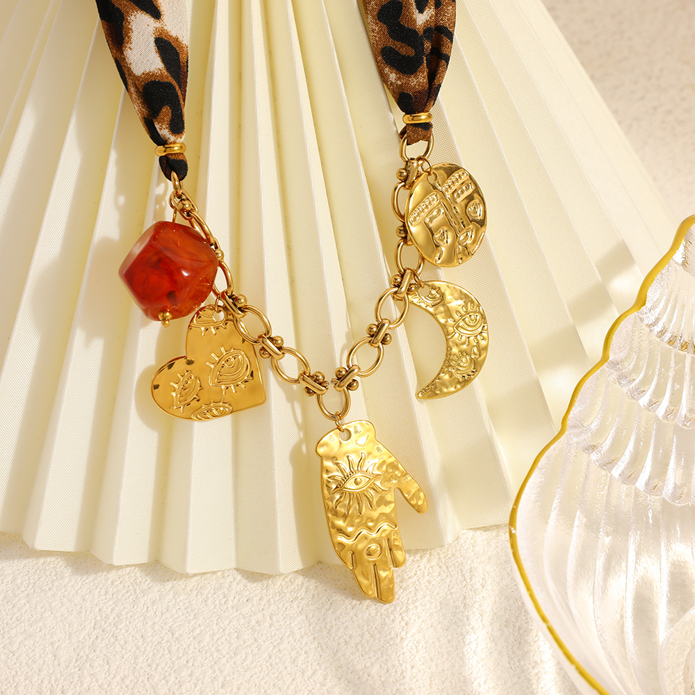 1 Piece Devil's Eye Heart Moon Stainless Steel Women's Pendant Necklaces