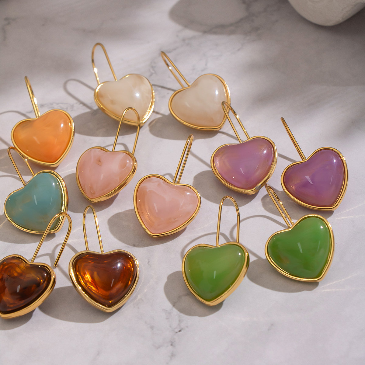 1 Pair Heart Resin Gold Color Drop Earrings