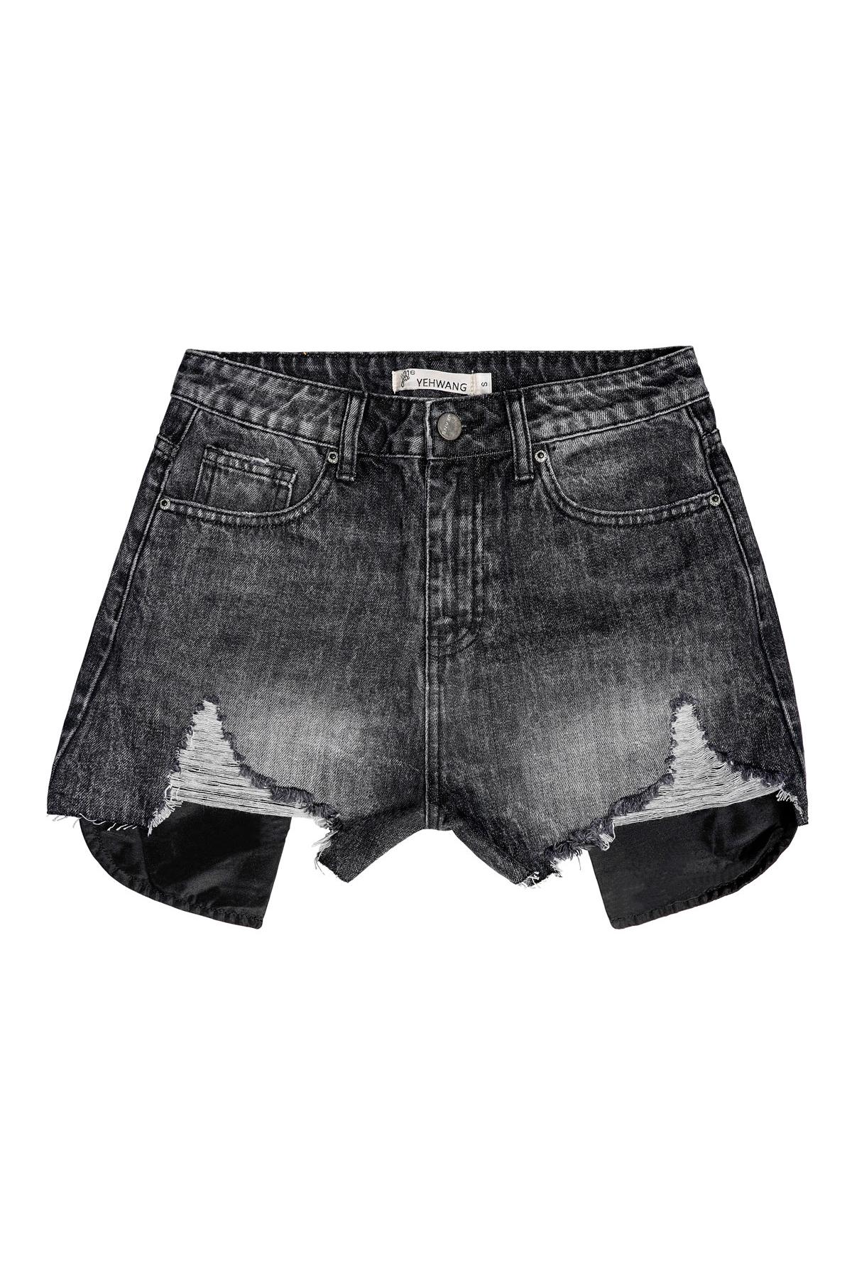 Black / S / Raw hem distressed denim shorts in black S 