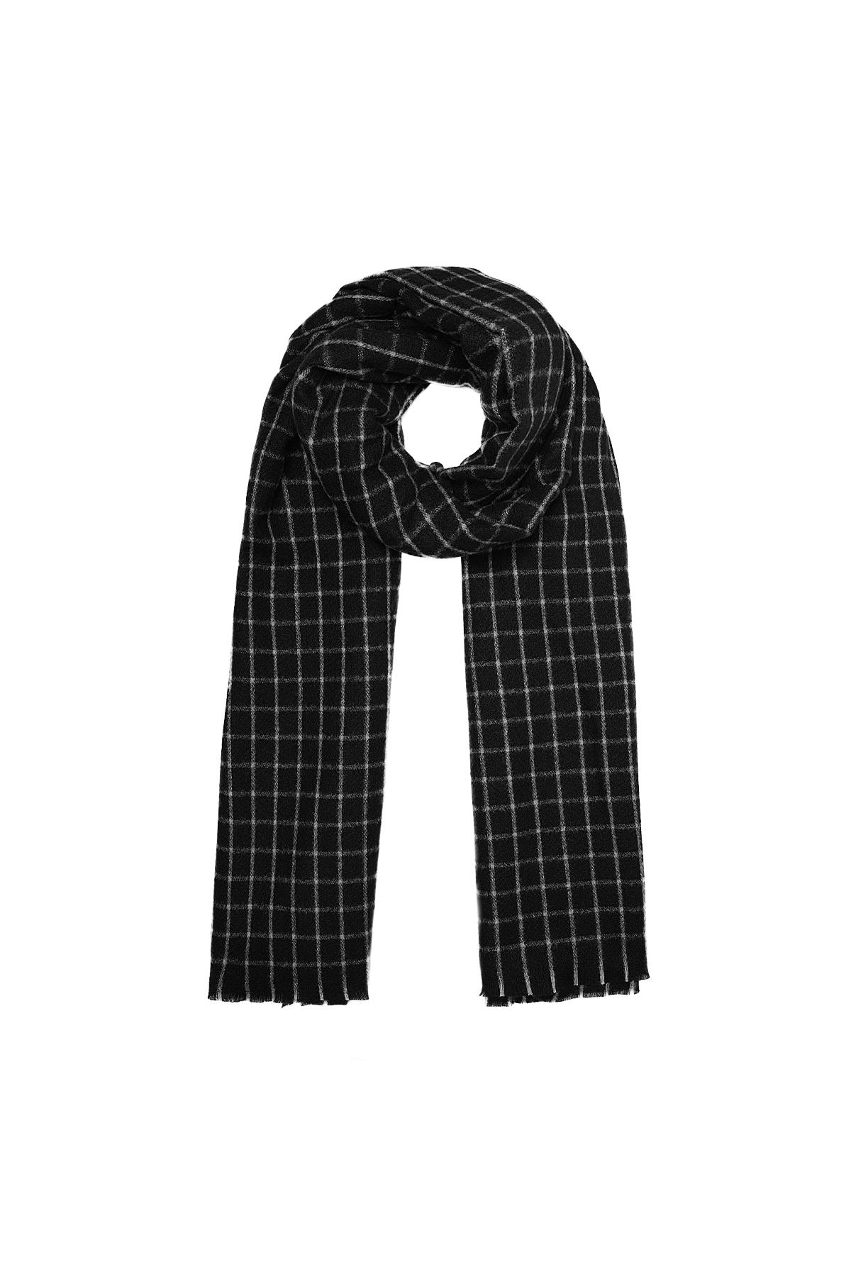 Black and white checkered winter scarf Acrylic