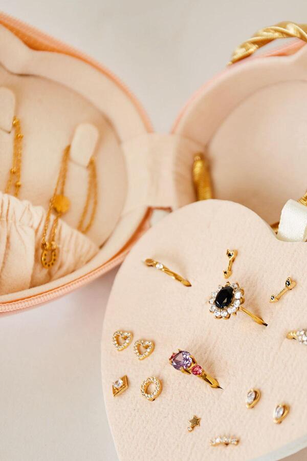 Heart shaped jewelry box Black PU