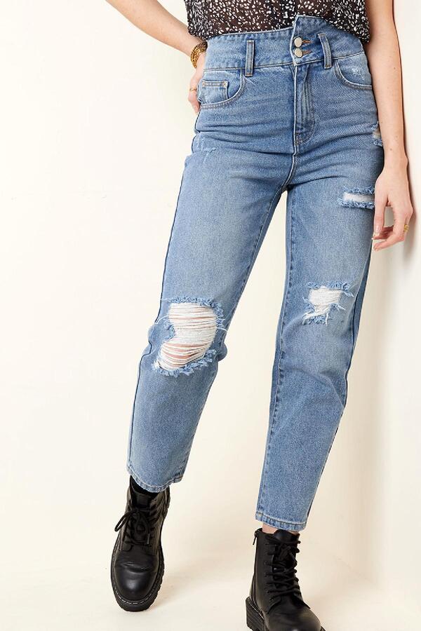 Hoch taillierte, knöchellange Distressed-Jeans